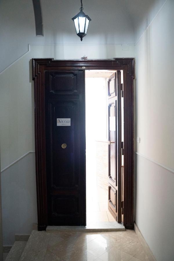 Vico 22 Rooms Napoli Exterior photo
