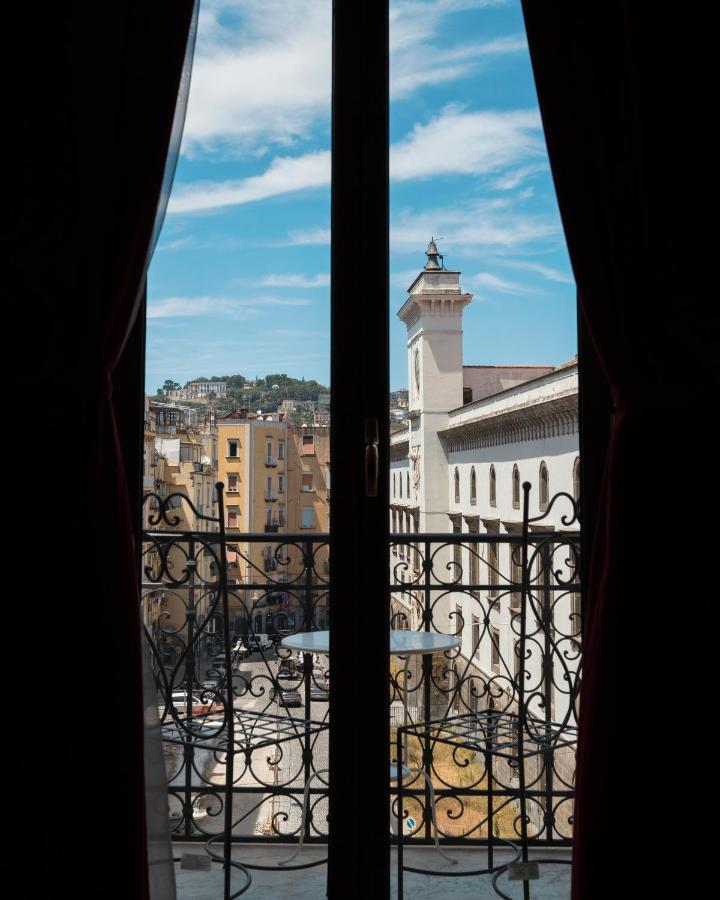 Vico 22 Rooms Napoli Exterior photo