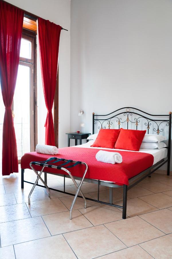 Vico 22 Rooms Napoli Exterior photo