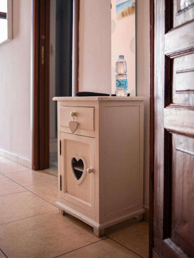 Vico 22 Rooms Napoli Exterior photo