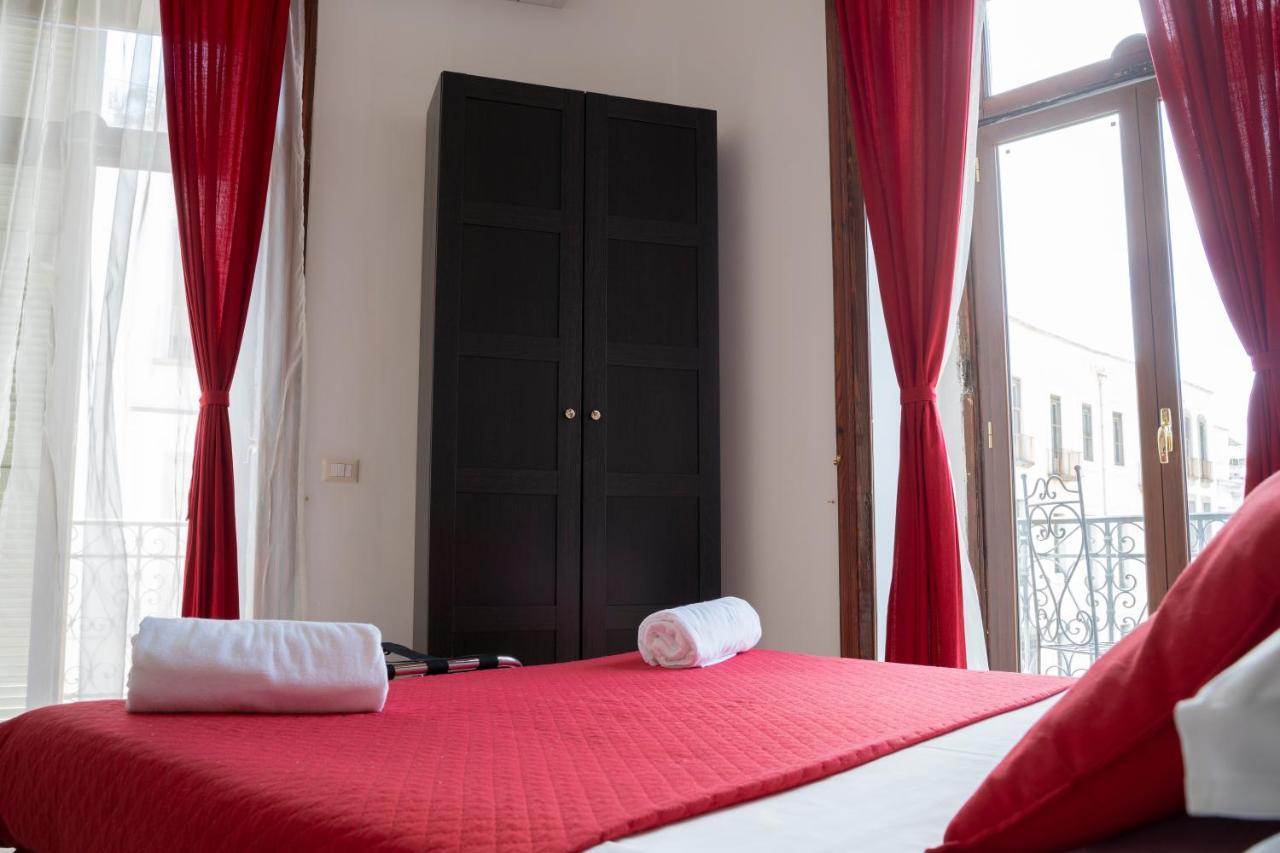Vico 22 Rooms Napoli Exterior photo